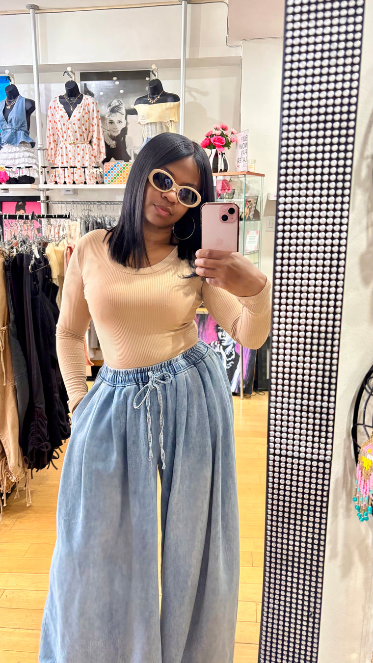 Carly Shades
