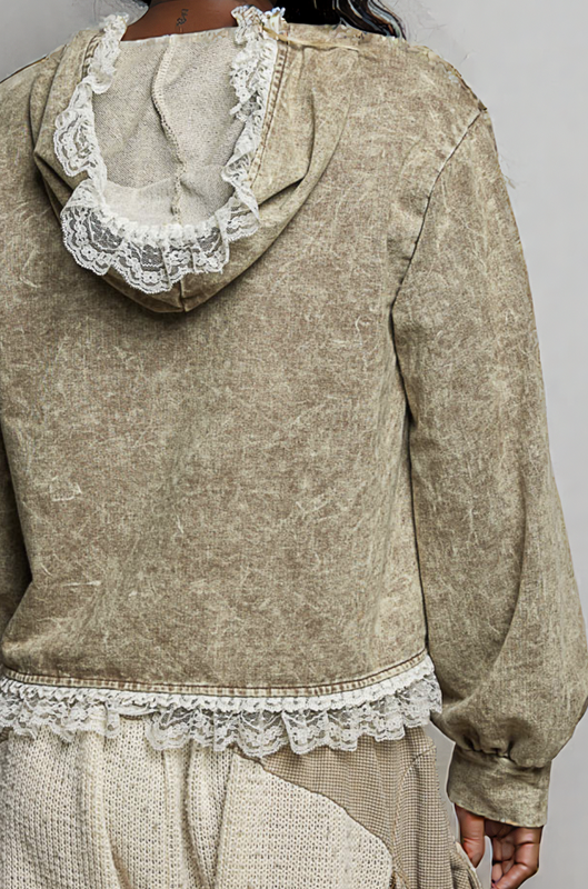 Flora Lace Sweatshirt