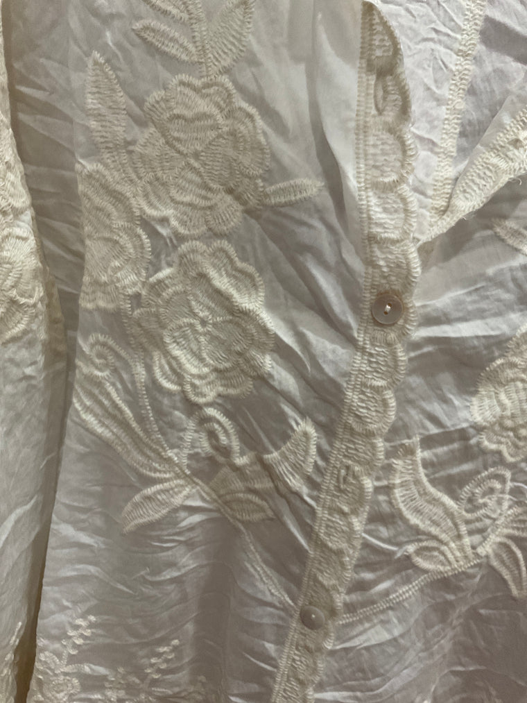 La Fleur Embroidered Top